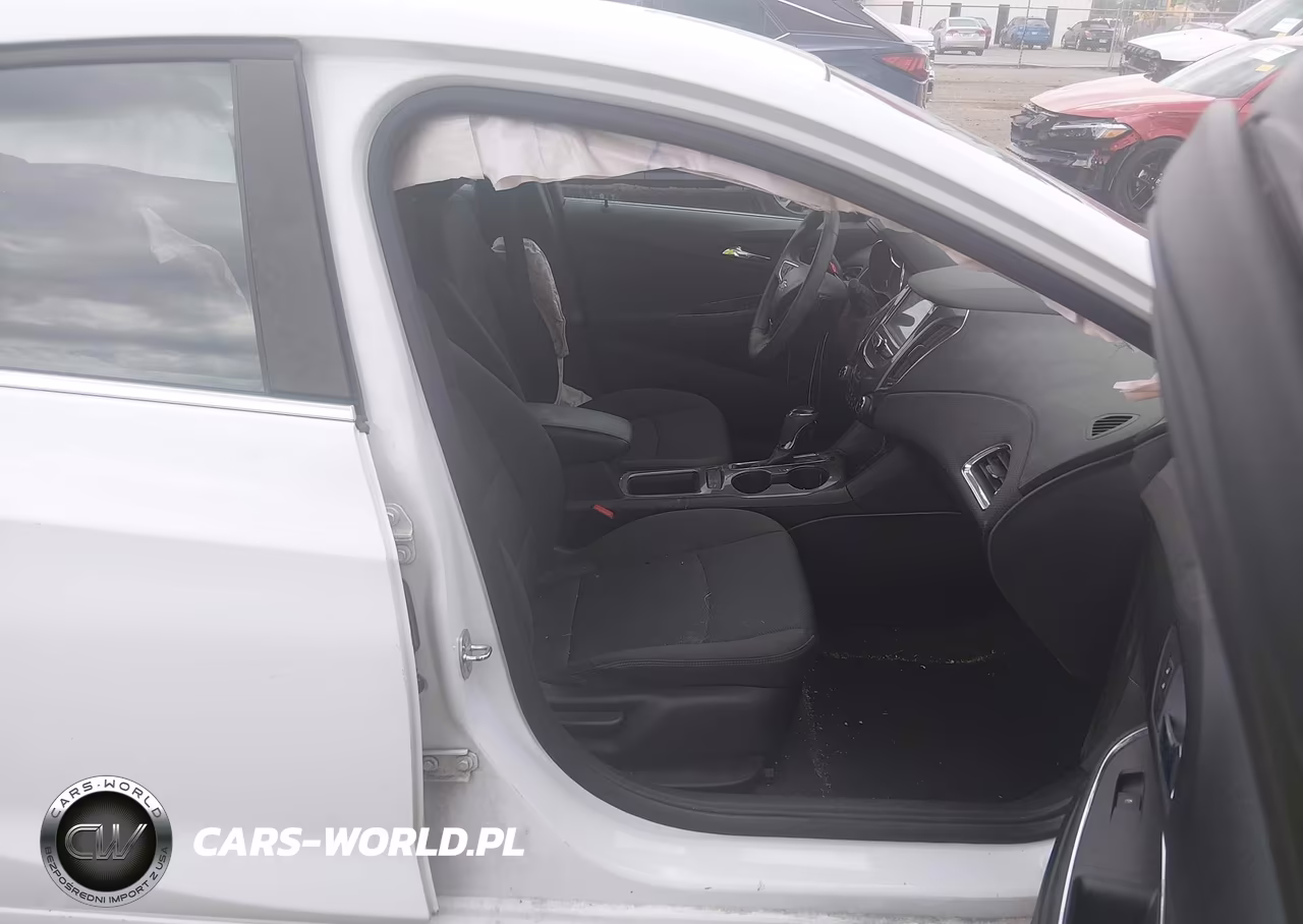 2018 Chevrolet Cruze Lt Auto VIN:1G1BE5SM6J7159839 - 5