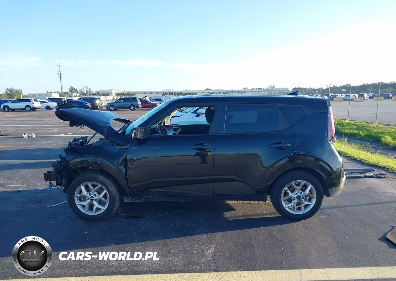 2024 Kia Soul S VIN:KNDJ23AU7R7235193 - 14