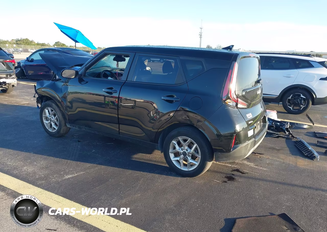 2024 Kia Soul S VIN:KNDJ23AU7R7235193 - 3