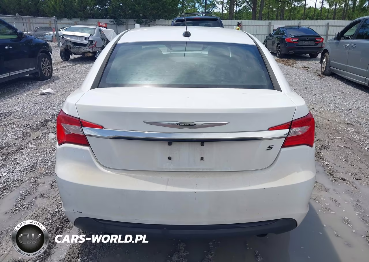 2012 Chrysler 200 S VIN:1C3CCBHG8CN305758 - 16
