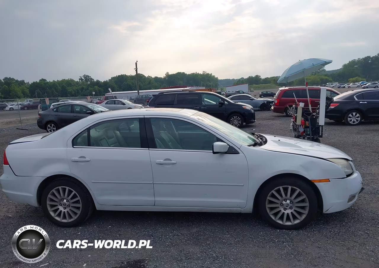2007 Mercury Milan Premier VIN:3MEHM08117R604010 - 13