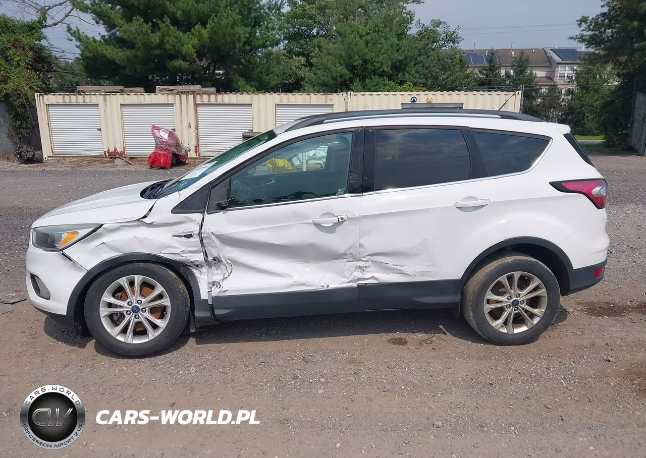 2018 Ford Escape Se VIN:1FMCU9GD9JUB16401 - 14