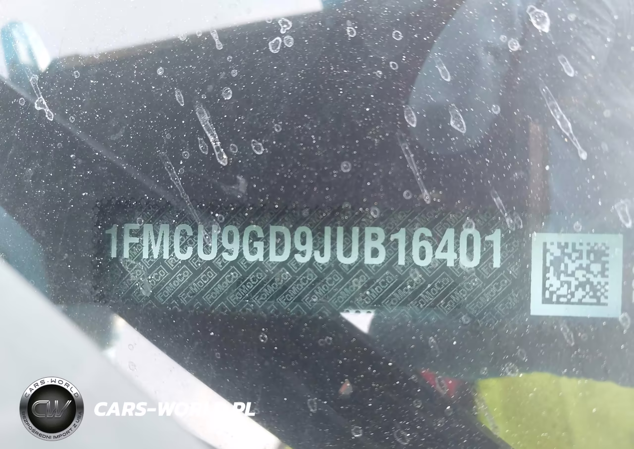 2018 Ford Escape Se VIN:1FMCU9GD9JUB16401 - 9