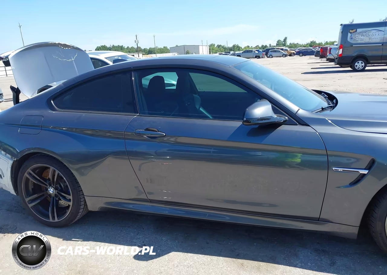 2018 BMW M4 VIN:WBS4Y9C50JAA85516 - 14