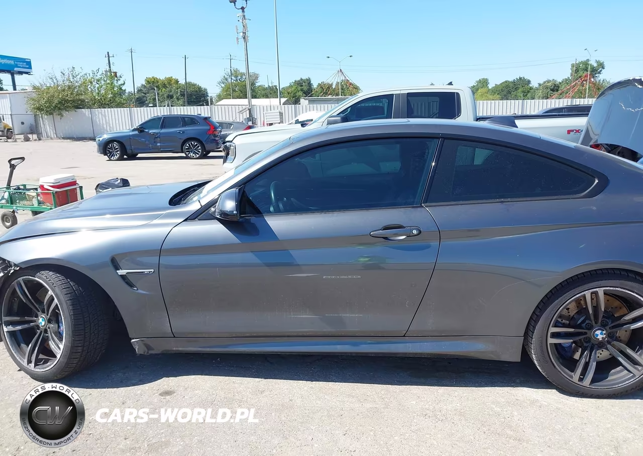 2018 BMW M4 VIN:WBS4Y9C50JAA85516 - 15