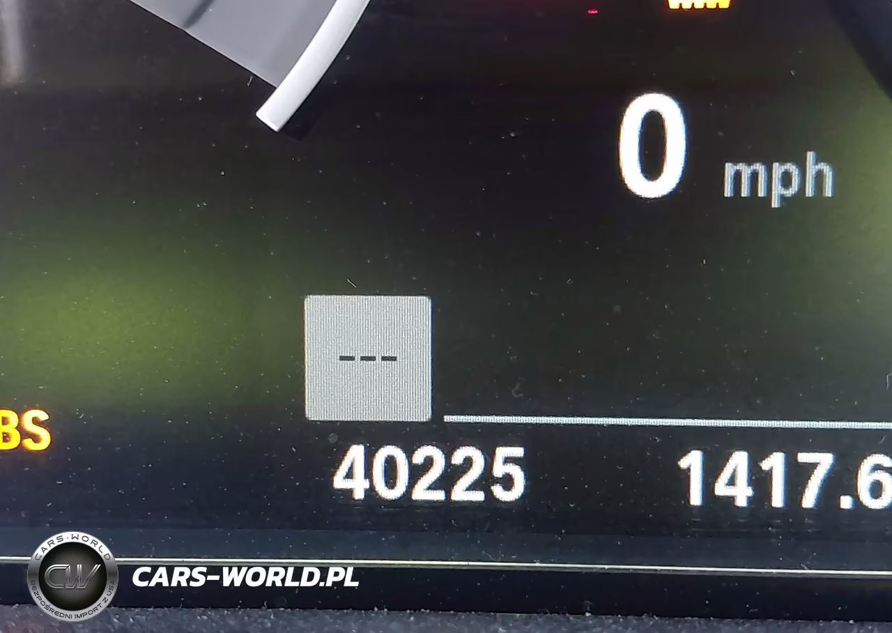 2018 BMW M4 VIN:WBS4Y9C50JAA85516 - 16