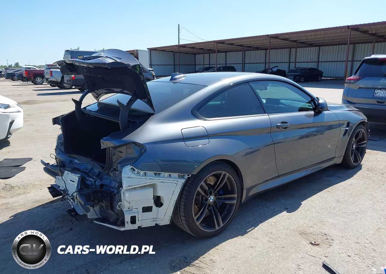 2018 BMW M4 VIN:WBS4Y9C50JAA85516 - 4