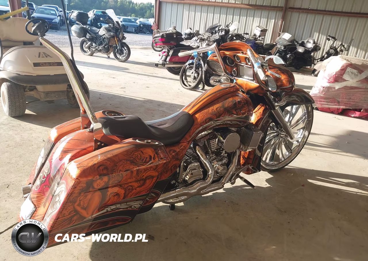 2011 Harley-Davidson Flhx VIN:1HD1KB416BB673829 - 4