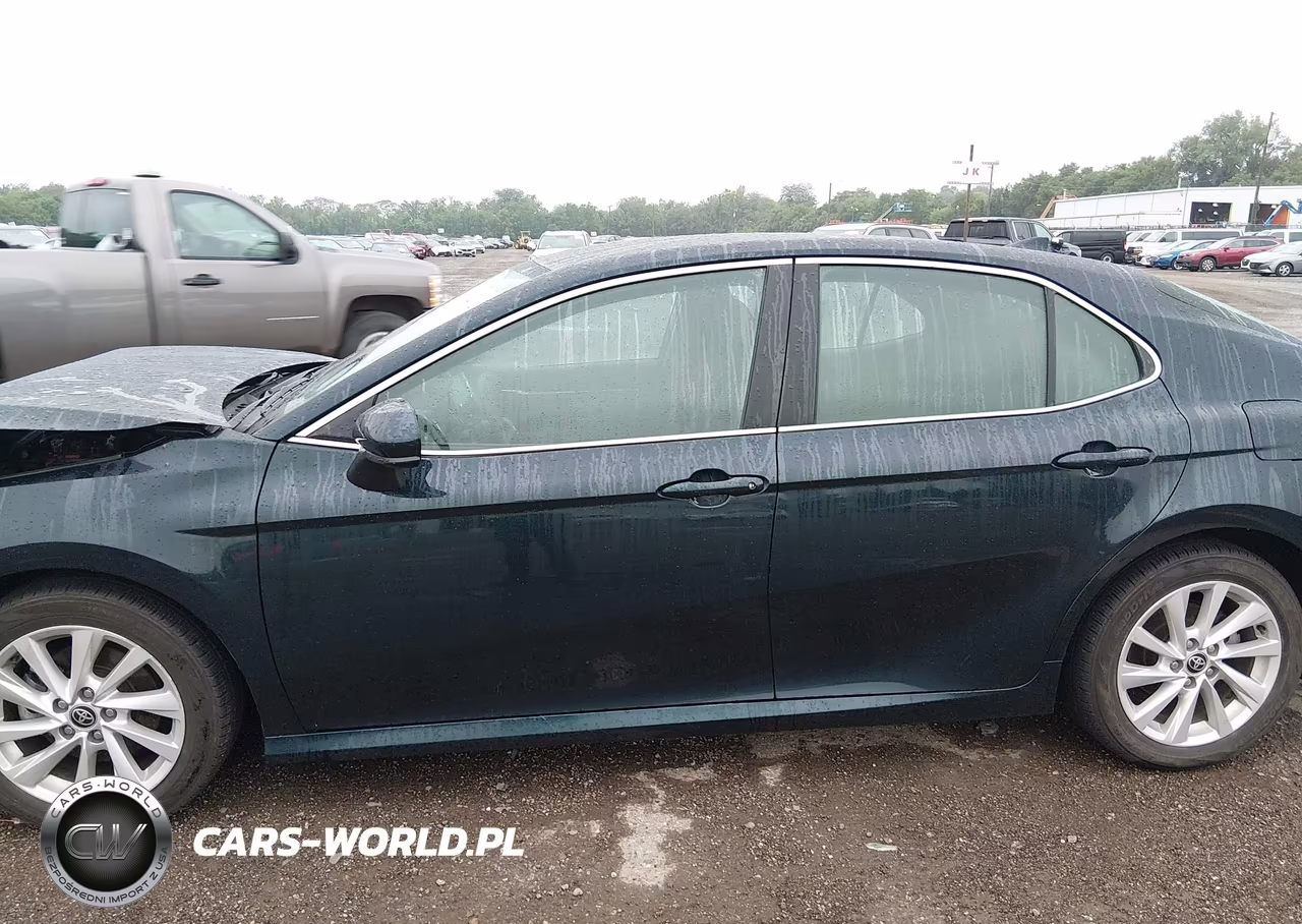 2021 Toyota Camry Le VIN:4T1C11AK7MU450626 - 14