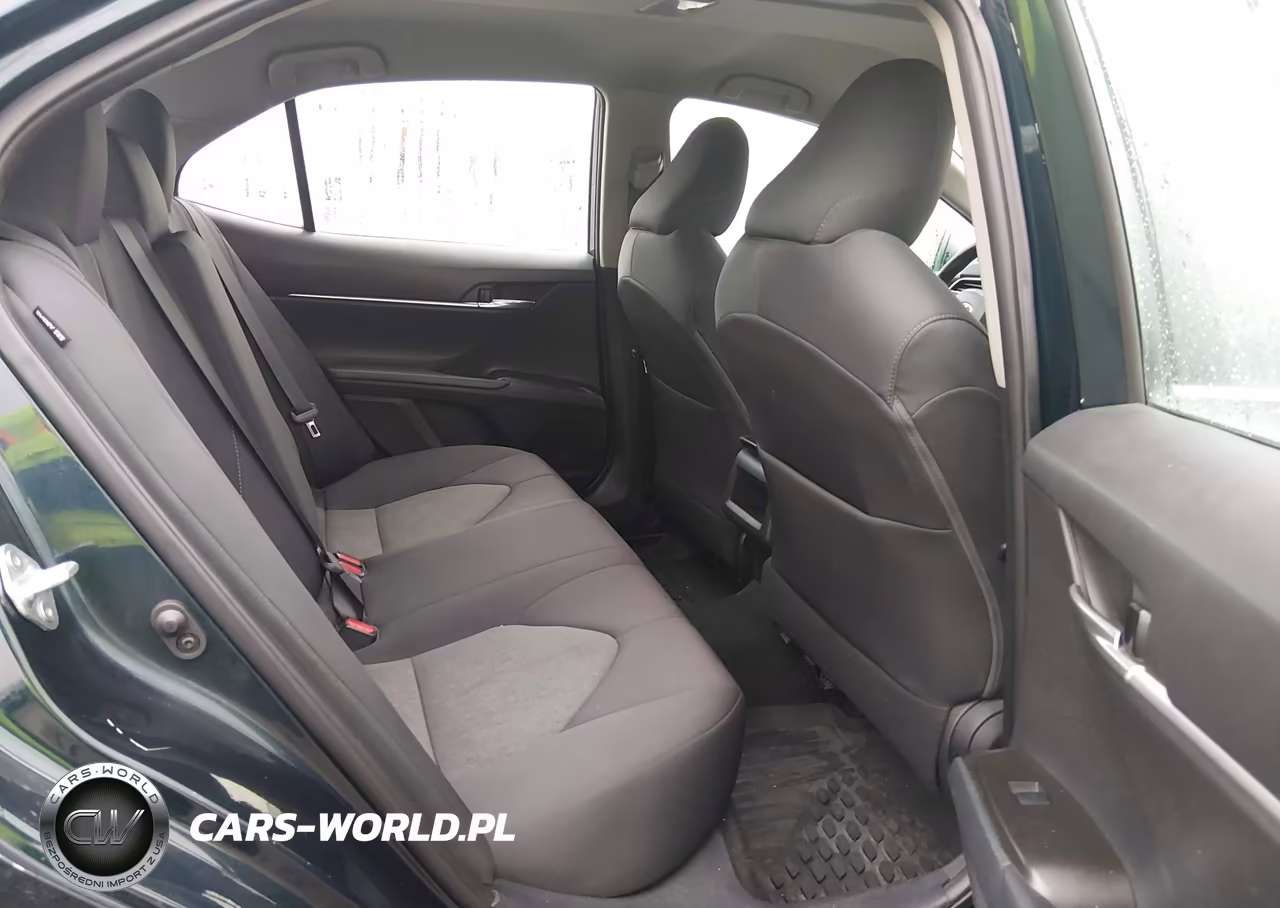 2021 Toyota Camry Le VIN:4T1C11AK7MU450626 - 8