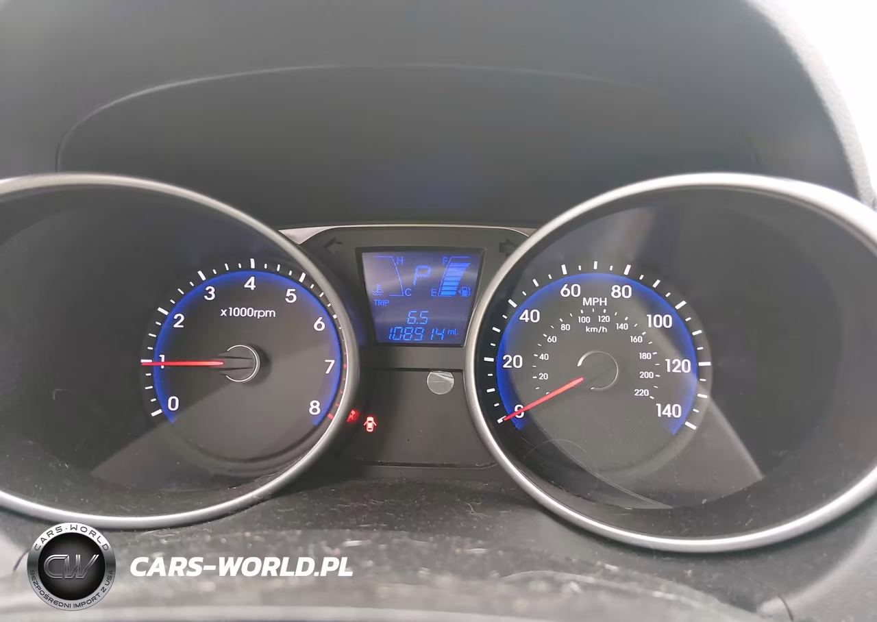 2015 Hyundai Tucson Limited VIN:KM8JUCAGXFU971297 - 7