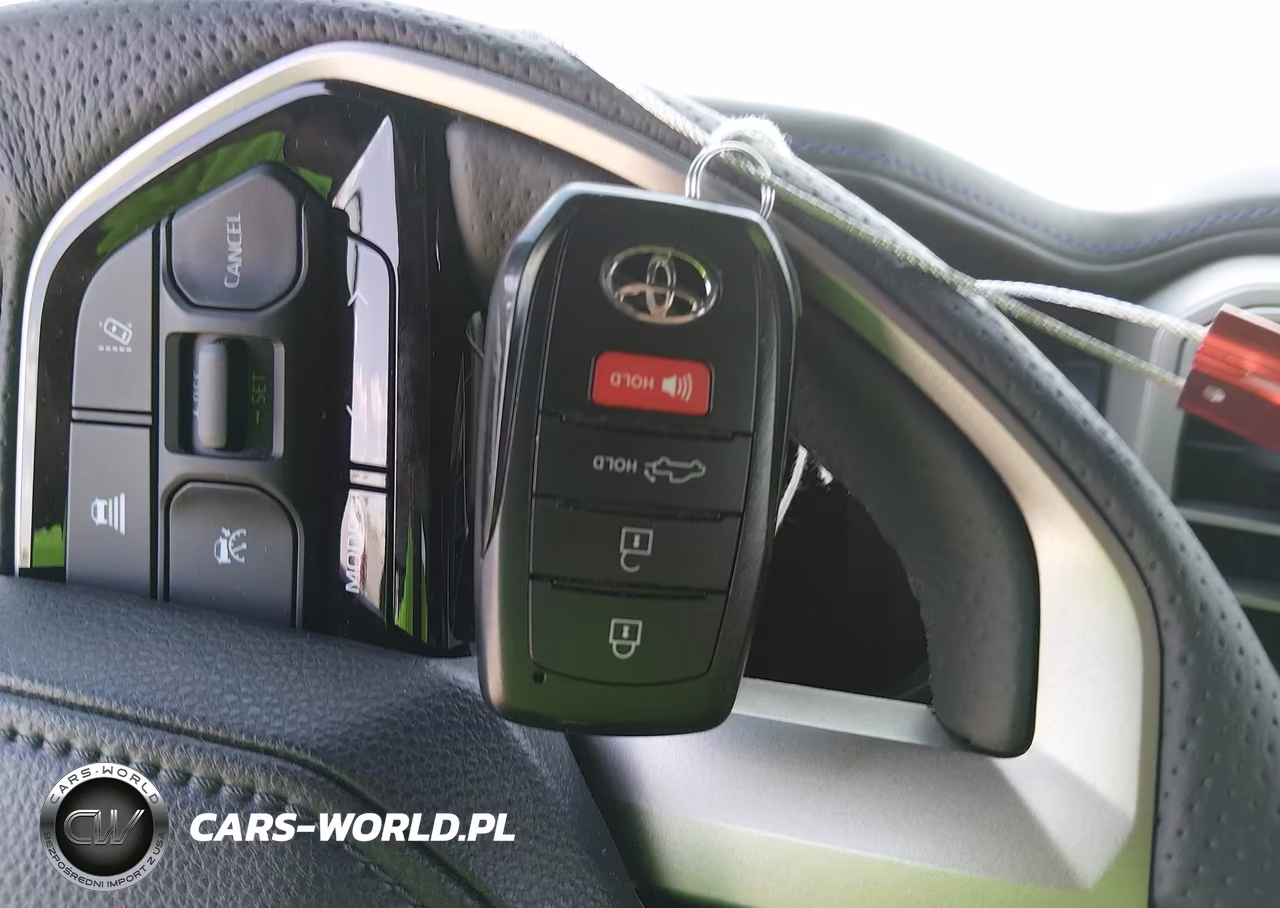2026 Toyota Tundra Hybrid Platinum Hybrid Crewmax 5.5' Bed VIN:5TFNC5DB0TX121600 - 11
