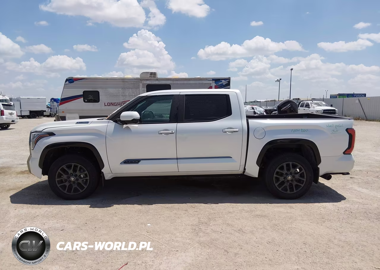 2026 Toyota Tundra Hybrid Platinum Hybrid Crewmax 5.5' Bed VIN:5TFNC5DB0TX121600 - 14