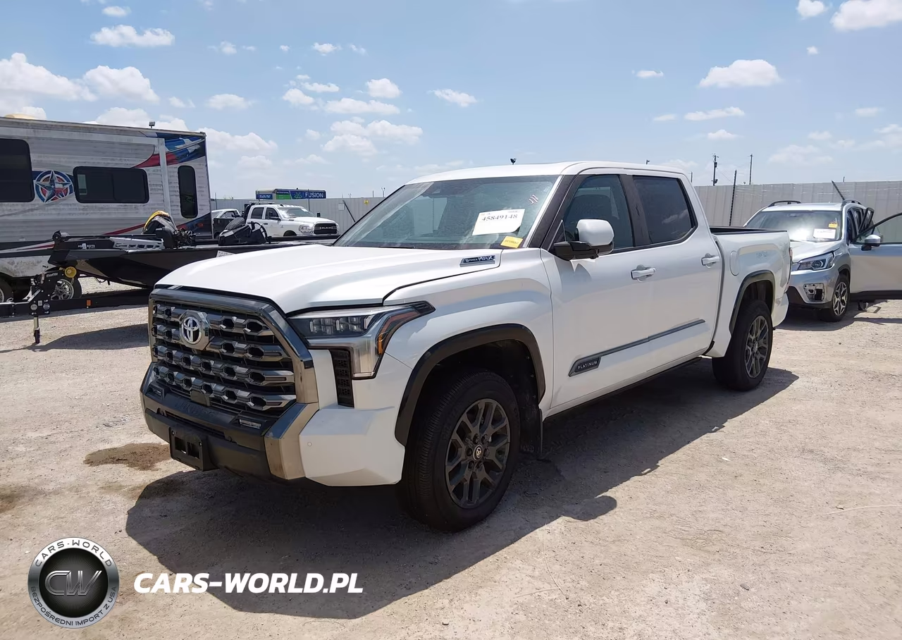 2026 Toyota Tundra Hybrid Platinum Hybrid Crewmax 5.5' Bed VIN:5TFNC5DB0TX121600 - 2