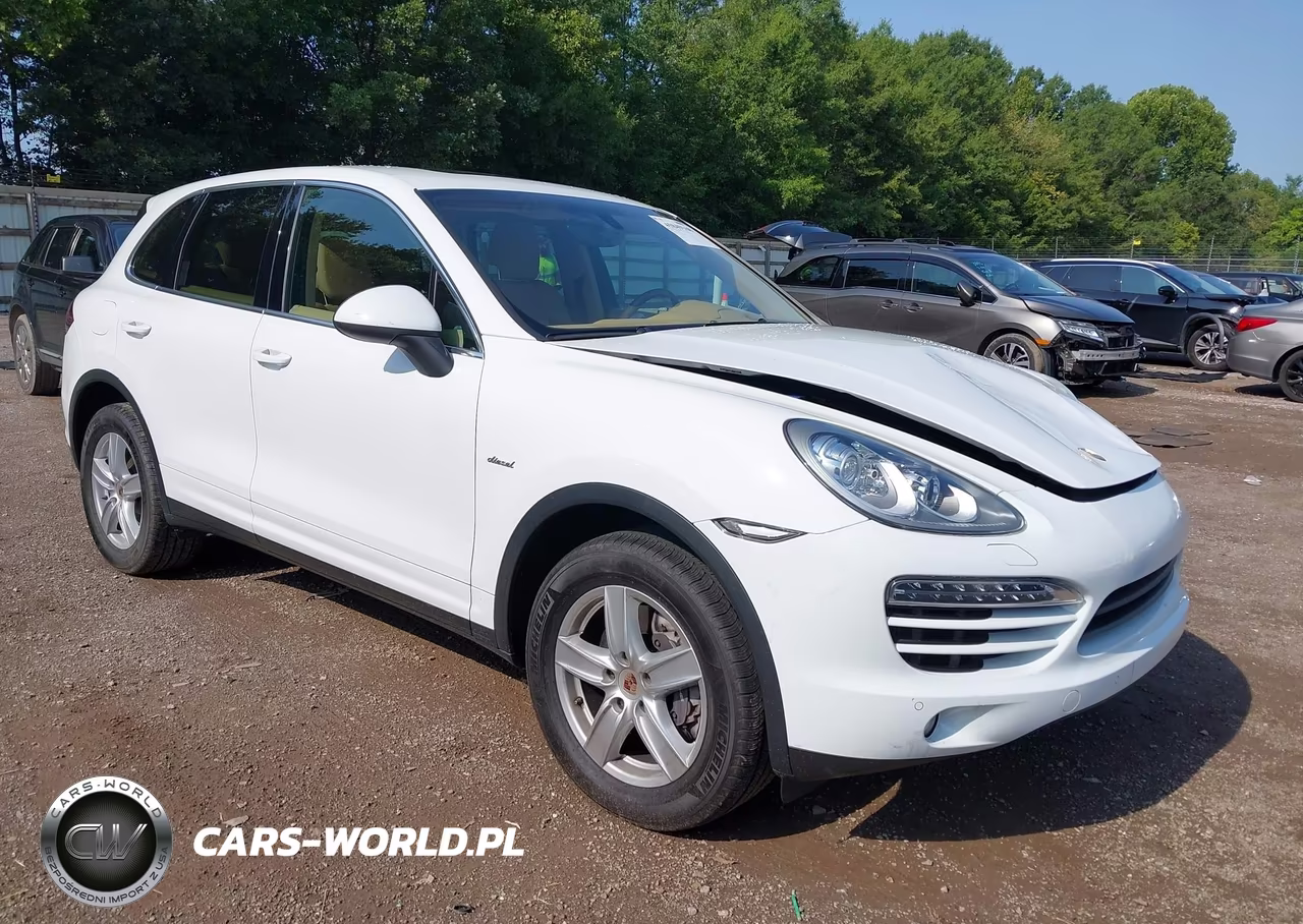2014 Porsche Cayenne Diesel-Diesel Platinum Edition
