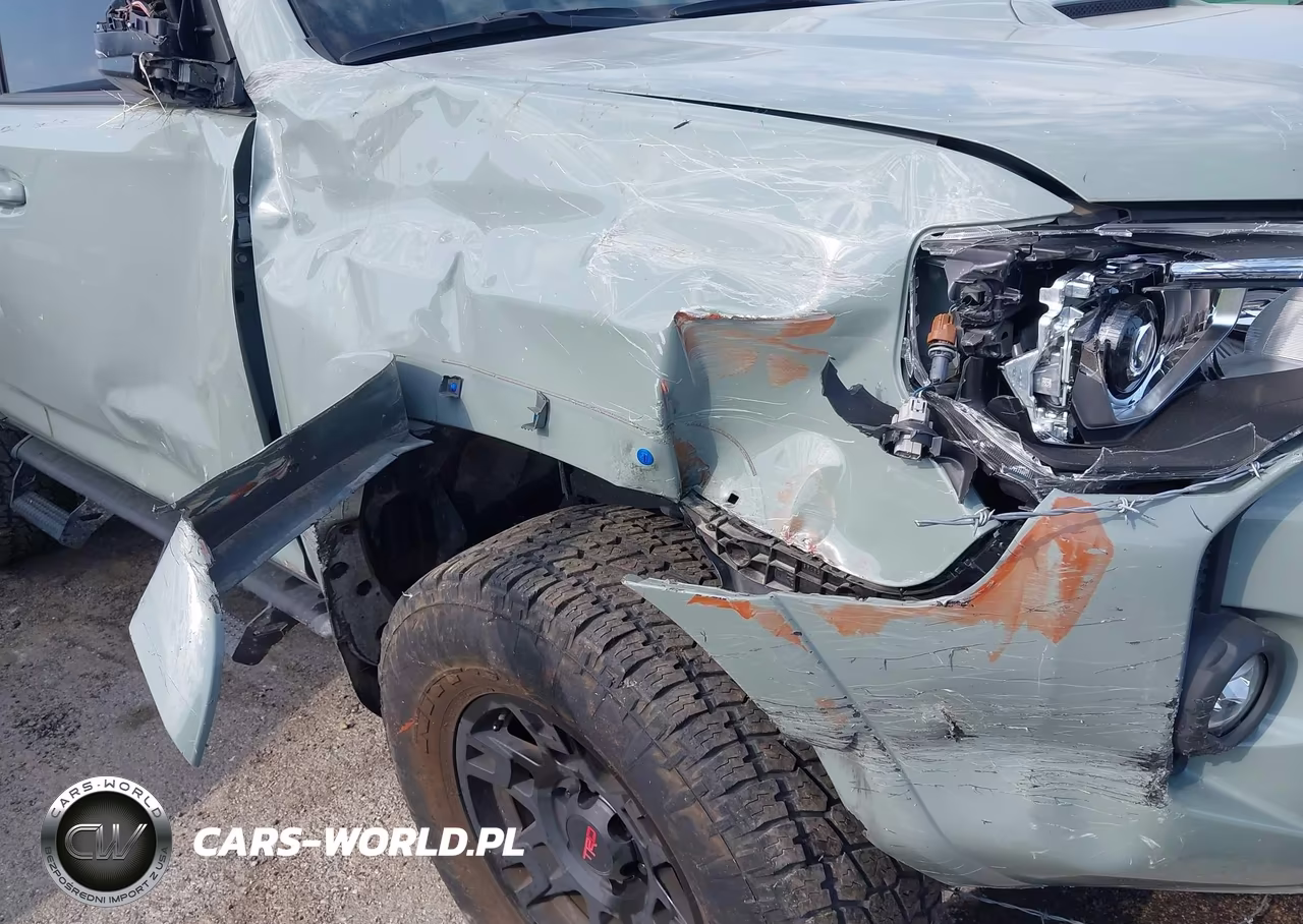 2023 Toyota 4Runner Trd Off Road Premium VIN:JTERU5JR3P6147423 - 18