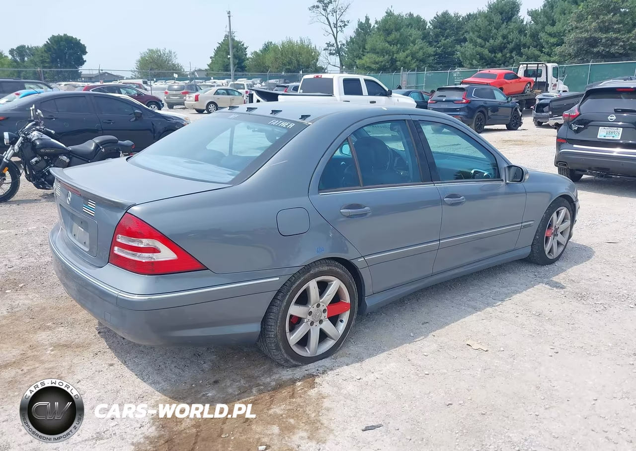 2007 Mercedes-Benz C 230 Sport VIN:WDBRF52H87F908319 - 4
