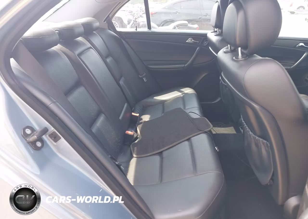 2007 Mercedes-Benz C 230 Sport VIN:WDBRF52H87F908319 - 8