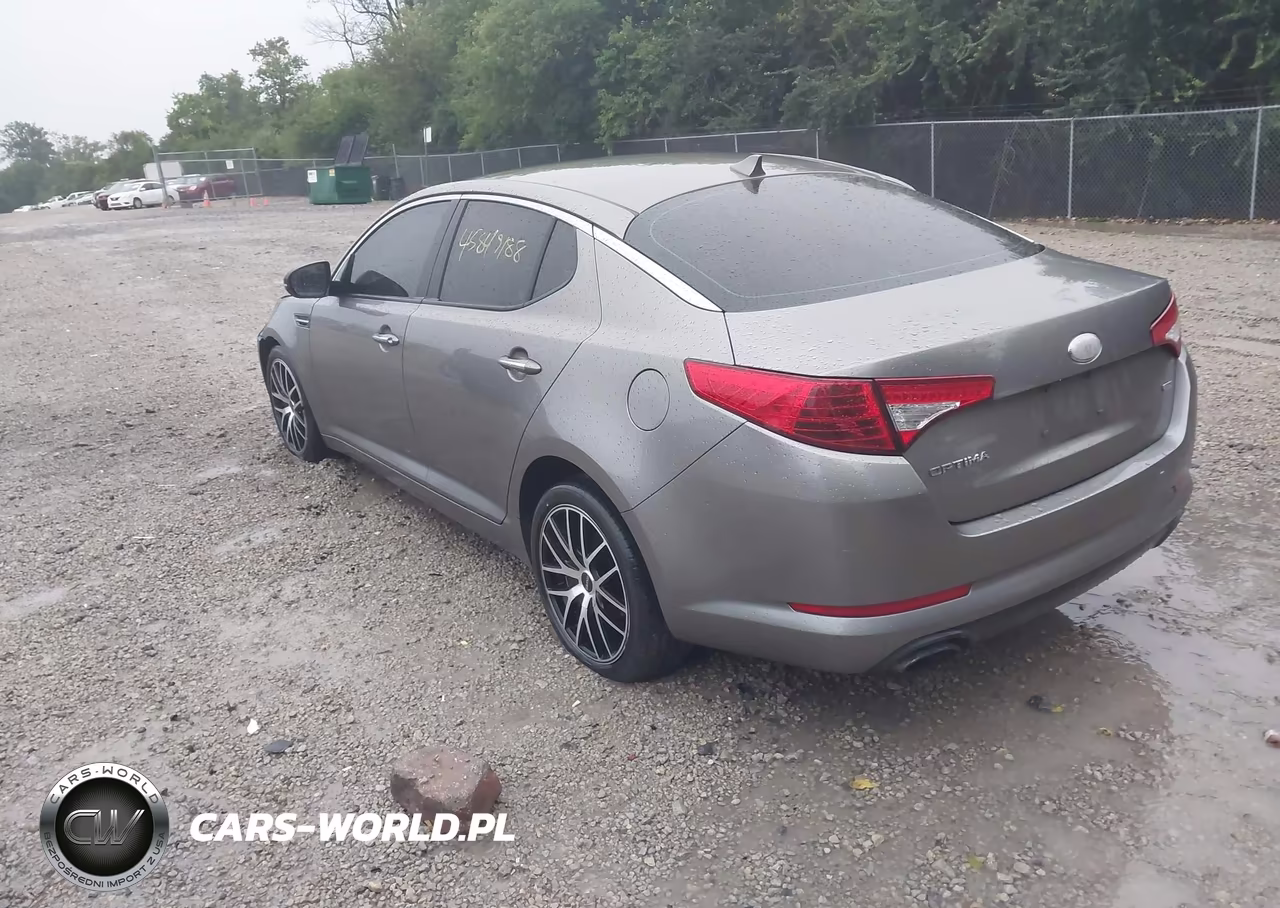 2013 Kia Optima Lx VIN:5XXGM4A74DG220607 - 3