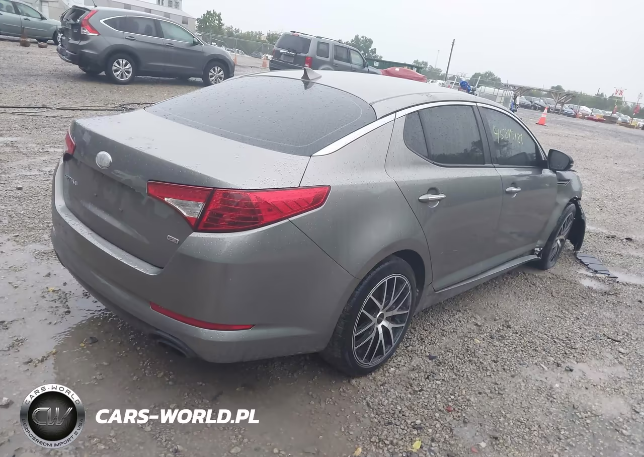 2013 Kia Optima Lx VIN:5XXGM4A74DG220607 - 4