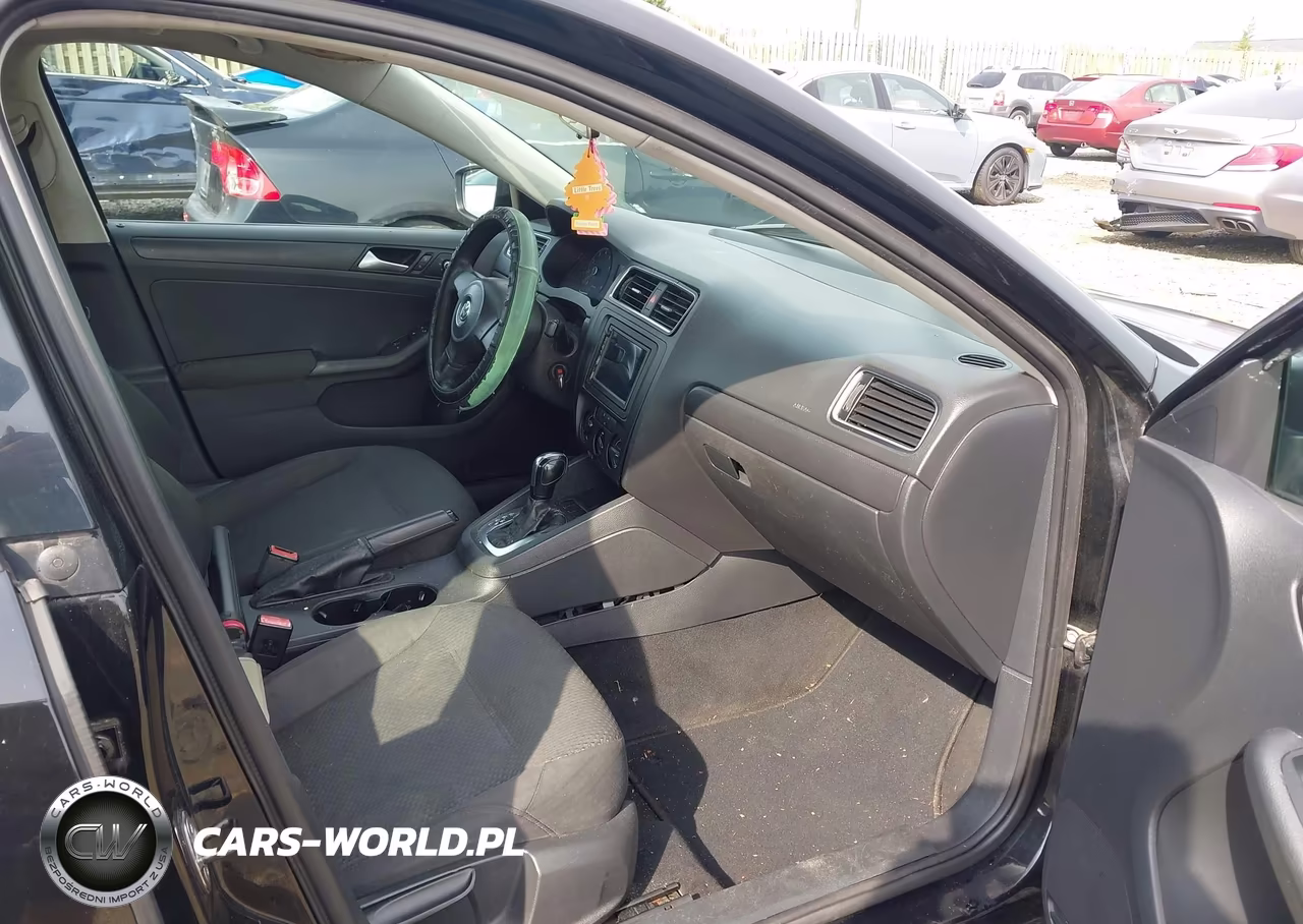 2012 Volkswagen Jetta 2.0L S VIN:3VW2K7AJ0CM468103 - 5