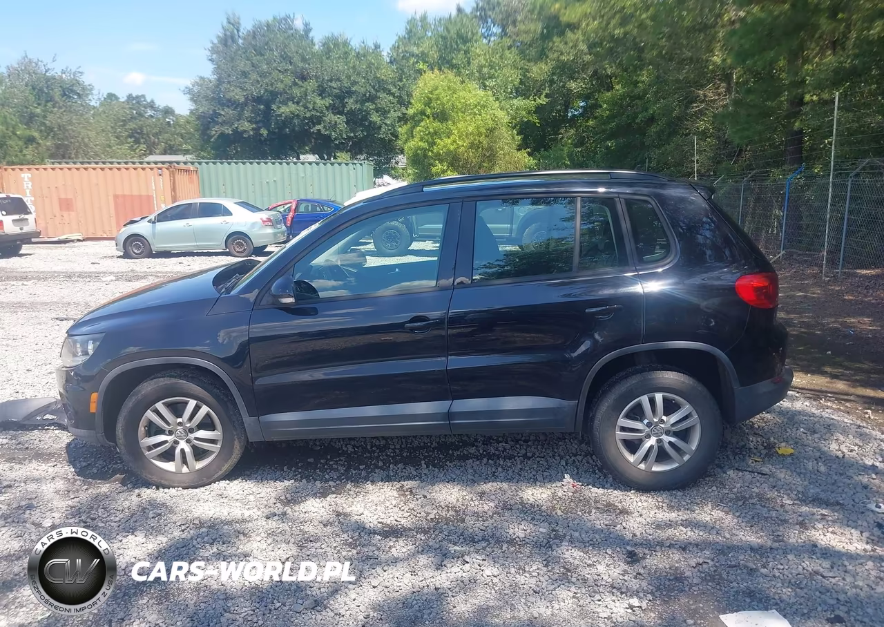 2016 Volkswagen Tiguan S VIN:WVGAV7AX3GW528046 - 14