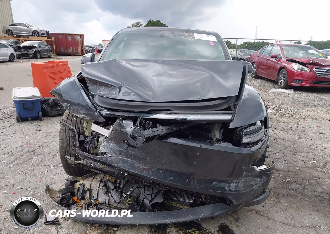 2026 Tesla Model Y Premium-Rear-Wheel Drive VIN:7SAYGDED3TA658807 - 13