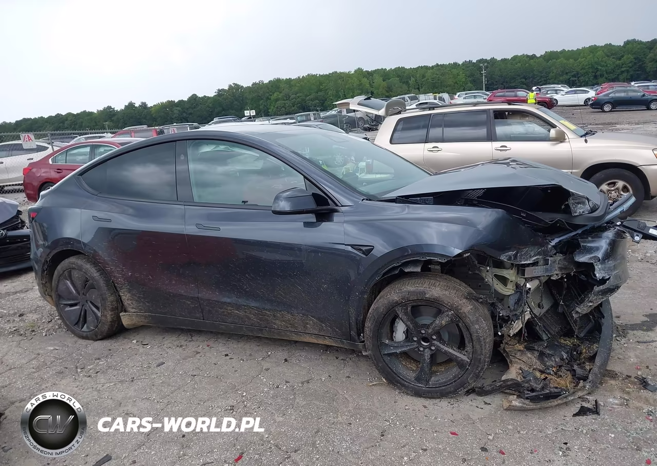 2026 Tesla Model Y Premium-Rear-Wheel Drive VIN:7SAYGDED3TA658807 - 14