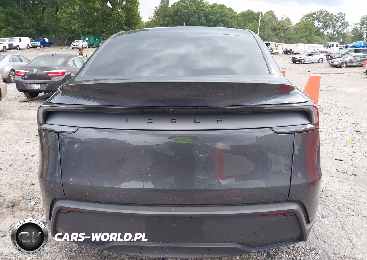 2026 Tesla Model Y Premium-Rear-Wheel Drive VIN:7SAYGDED3TA658807 - 17
