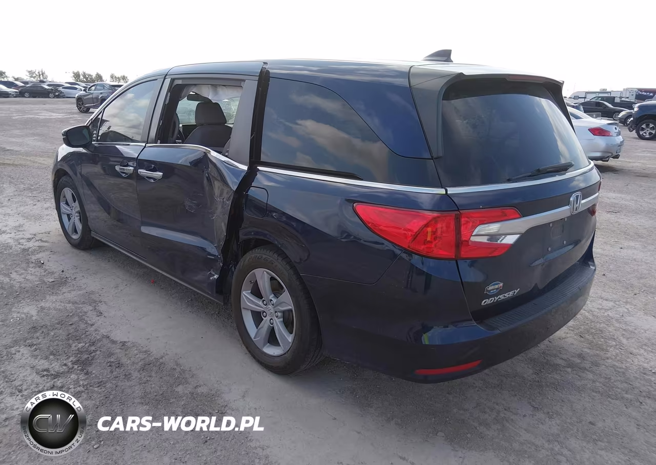 2018 Honda Odyssey Ex VIN:5FNRL6H58JB070625 - 3