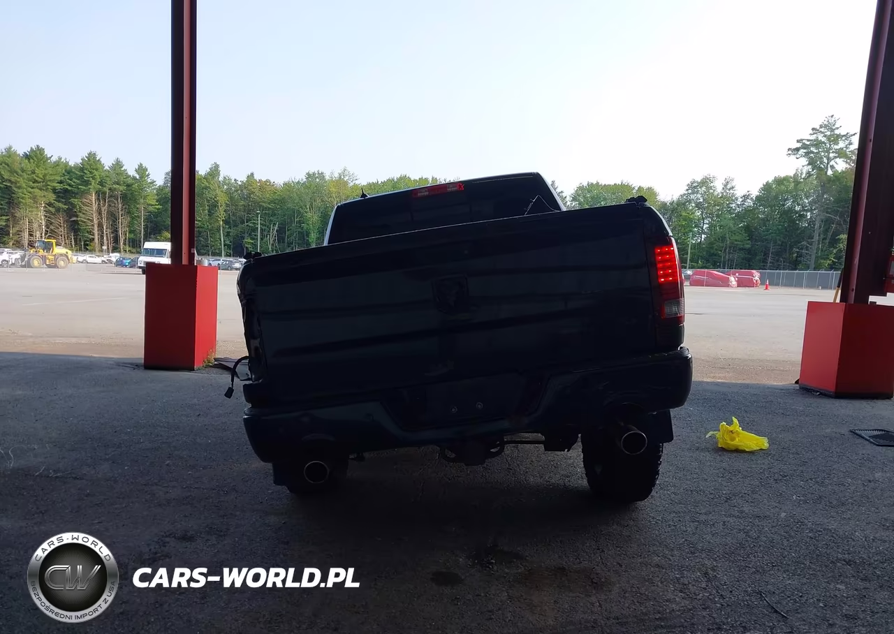 2016 Ram 1500 Sport VIN:1C6RR7MT4GS105544 - 16