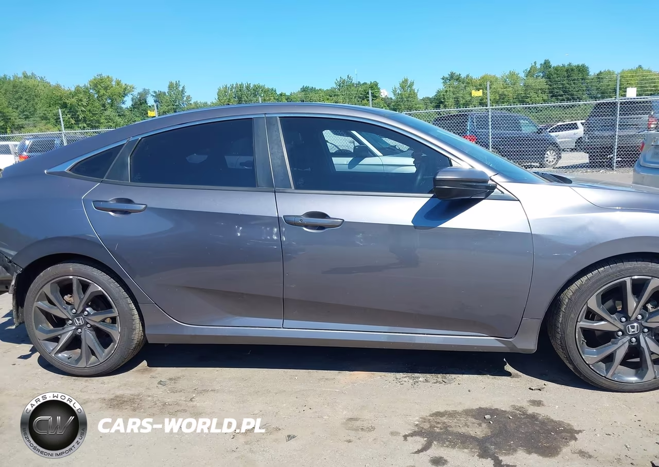 2020 Honda Civic Sport VIN:2HGFC2F8XLH597685 - 13