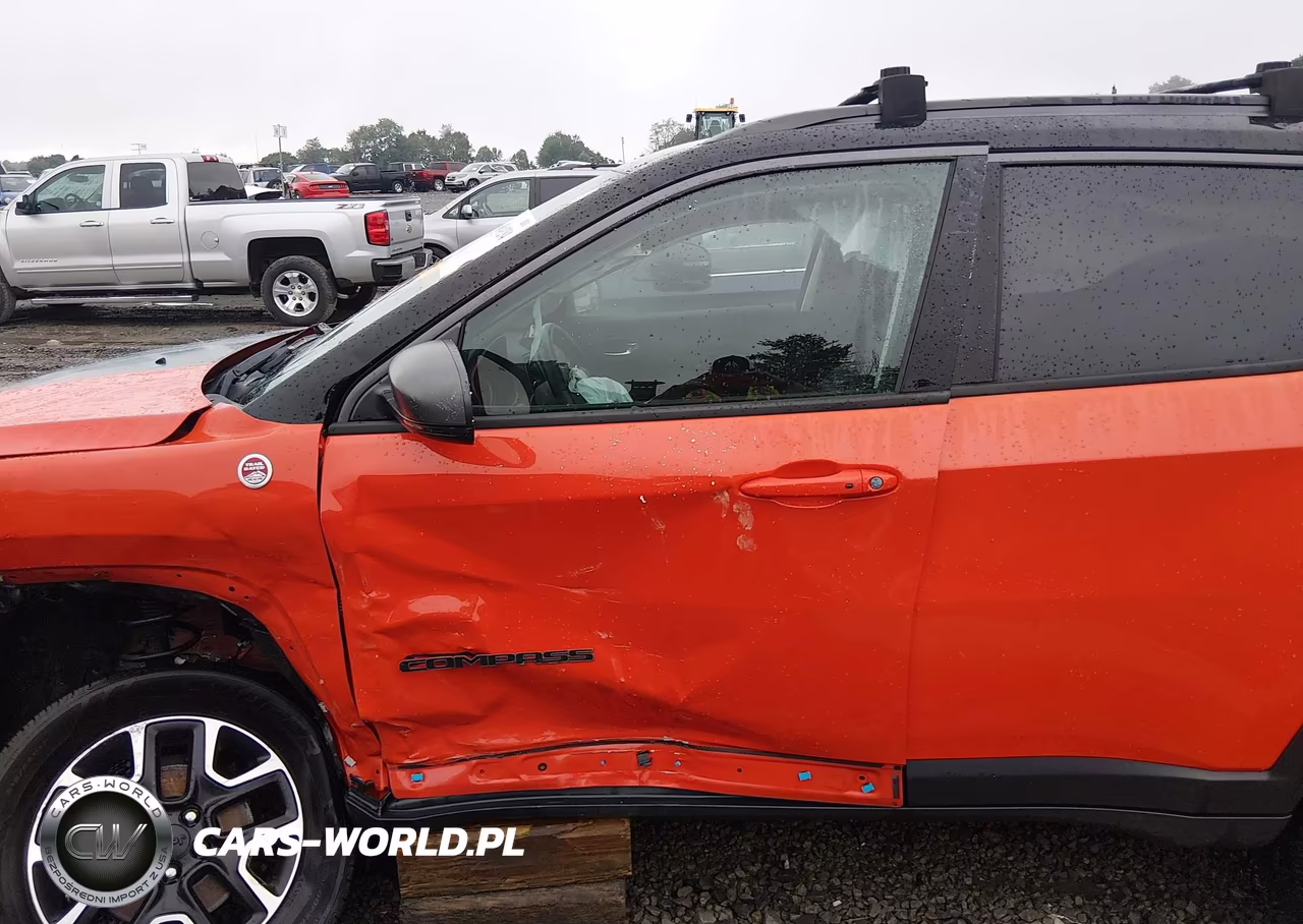 2020 Jeep Compass Trailhawk 4X4 VIN:3C4NJDDB8LT248784 - 17
