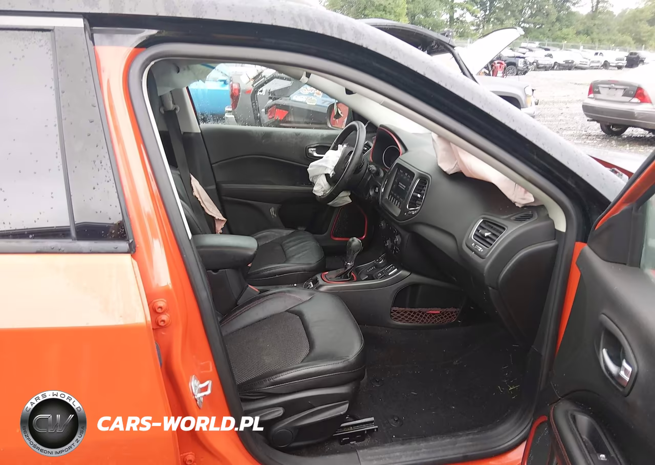 2020 Jeep Compass Trailhawk 4X4 VIN:3C4NJDDB8LT248784 - 5