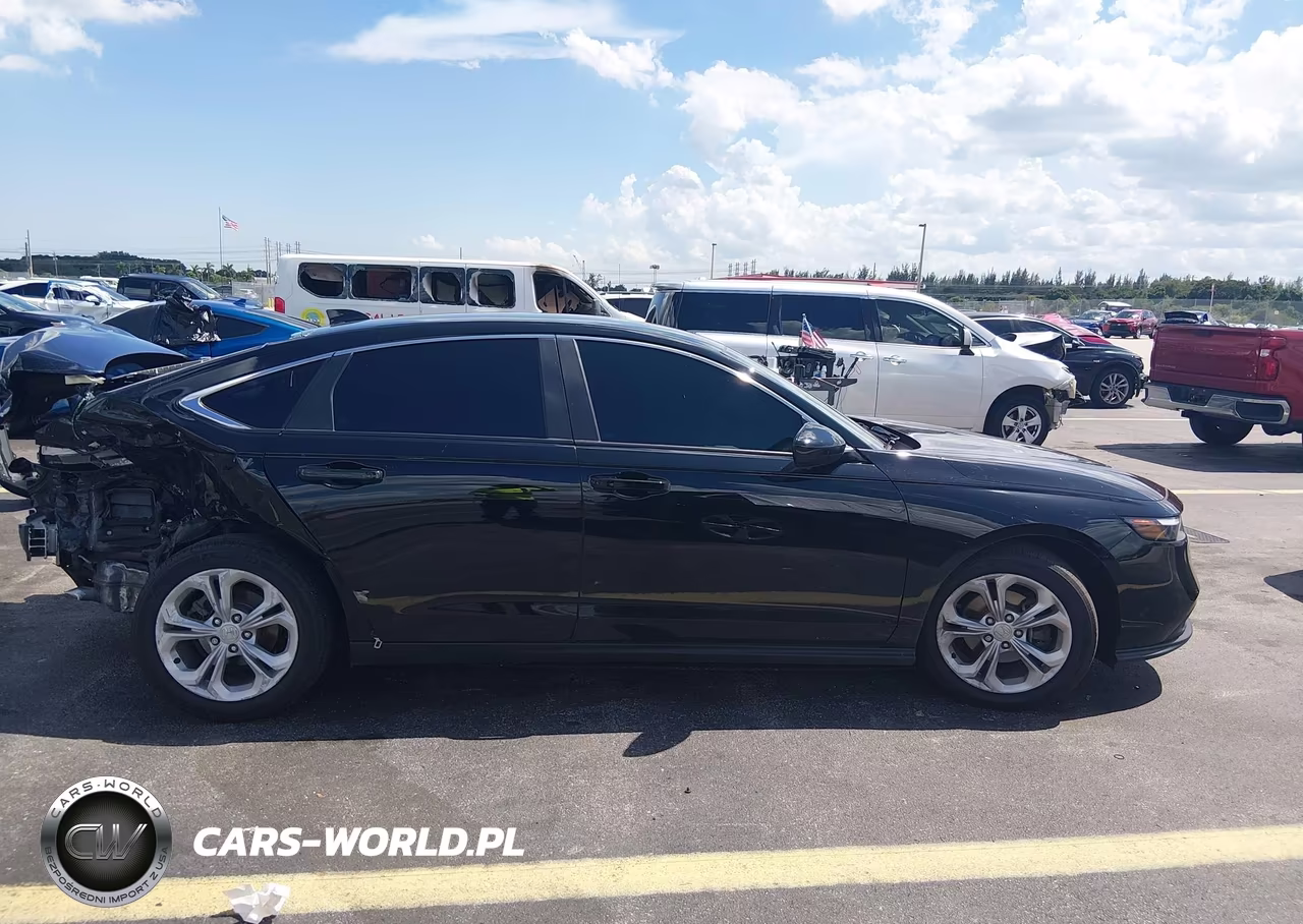 2025 Honda Accord Lx VIN:1HGCY1F27SA029093 - 13
