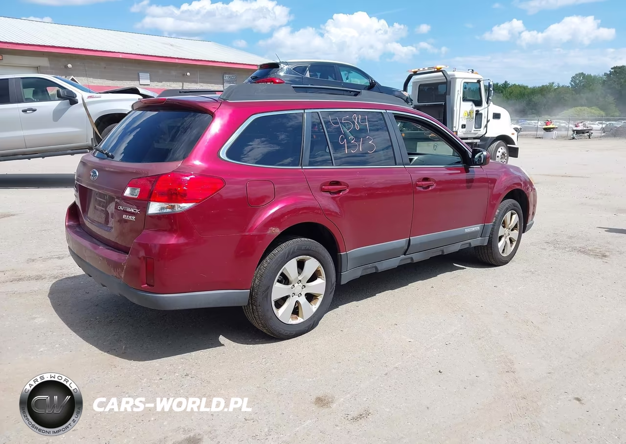 2012 Subaru Outback 2.5I Premium VIN:4S4BRBCC1C3266934 - 4