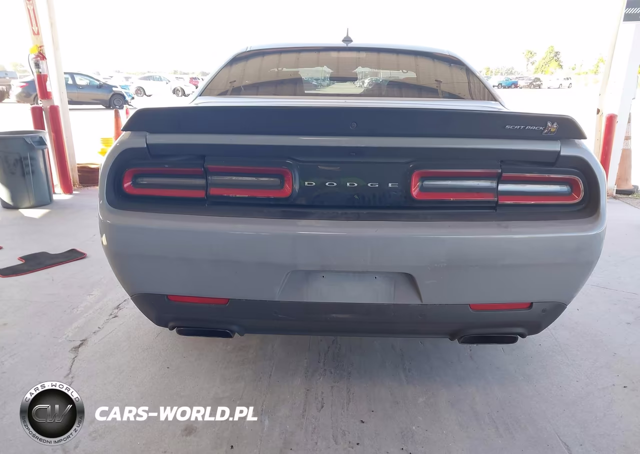 2022 Dodge Challenger R-T Scat Pack Widebody VIN:2C3CDZFJ0NH218873 - 17