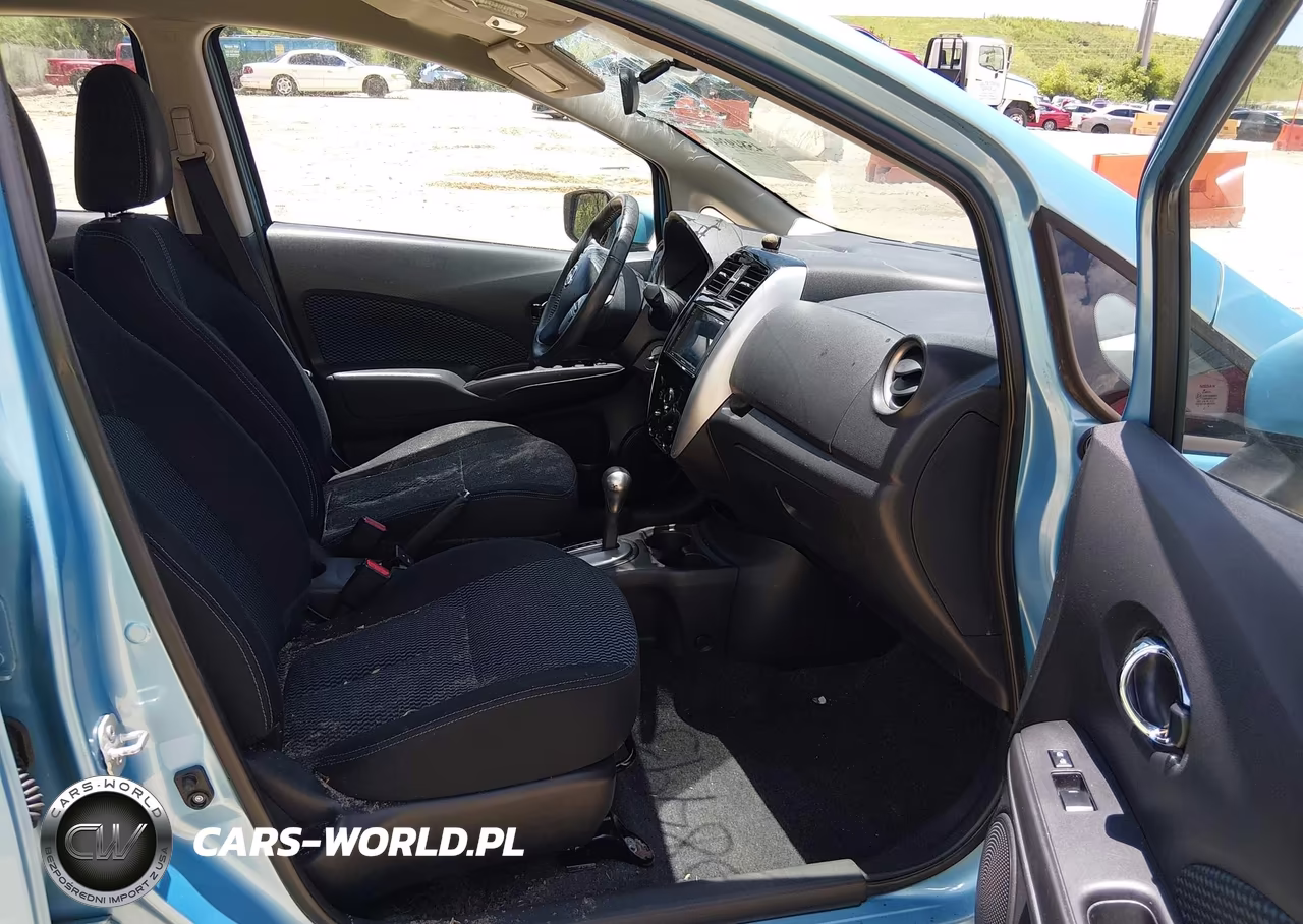 2015 Nissan Versa Note S (Sr)-S Plus-Sl-Sr-Sv VIN:3N1CE2CP5FL403604 - 5