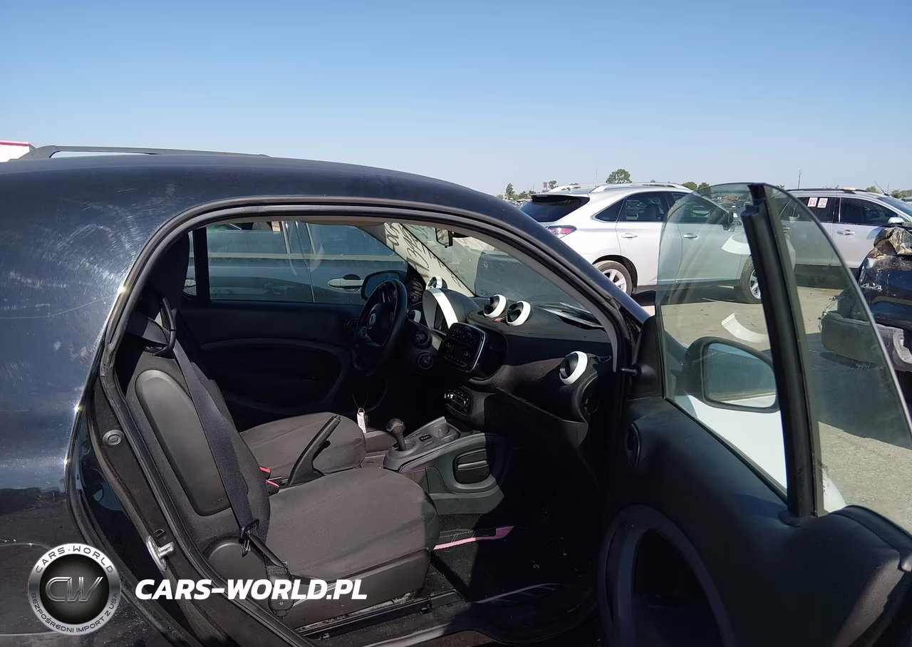 2016 Smart Fortwo Pure VIN:WMEFJ5DA4GK067448 - 5