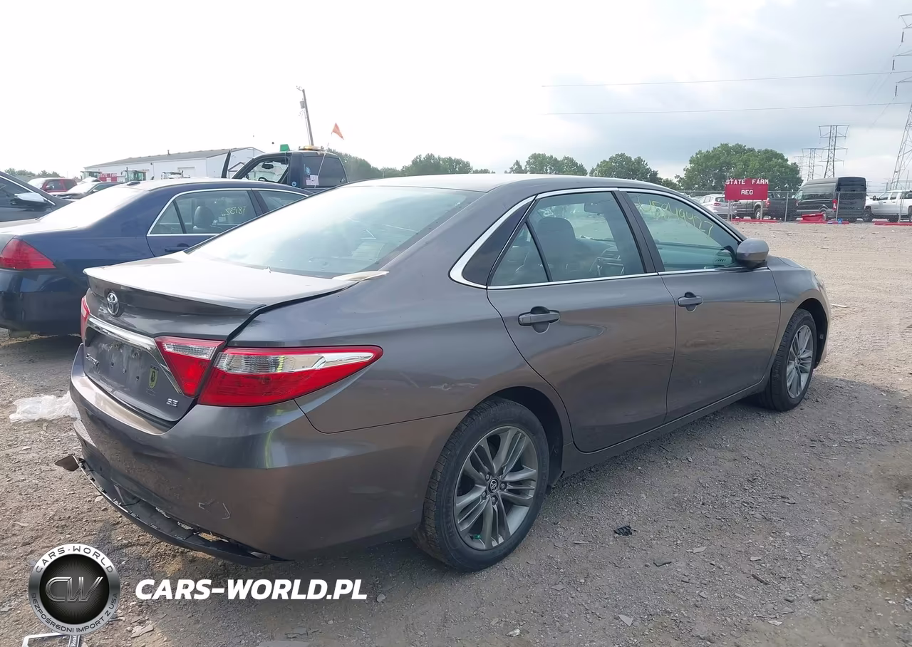 2016 Toyota Camry Se VIN:4T1BF1FK6GU262769 - 4