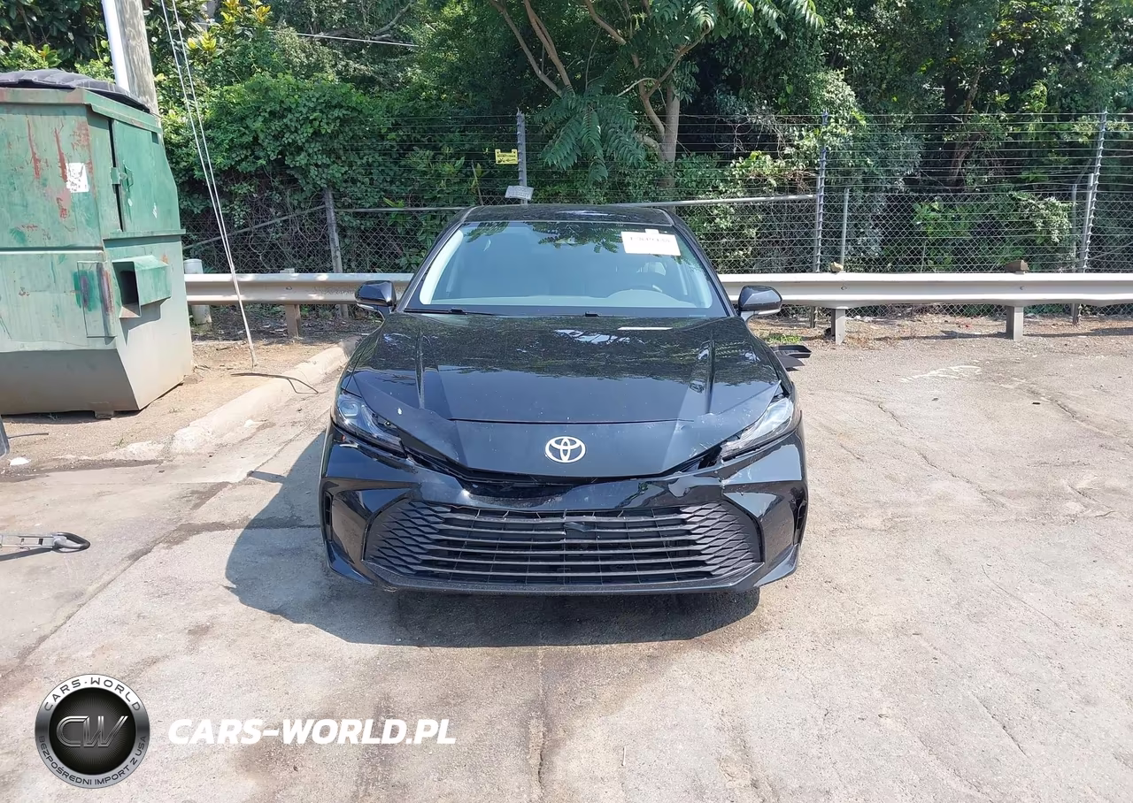 2026 Toyota Camry Le VIN:4T1DAACK4TU679748 - 13