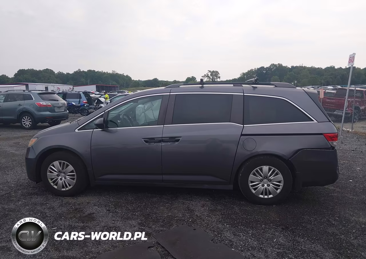 2016 Honda Odyssey Lx VIN:5FNRL5H23GB130769 - 14