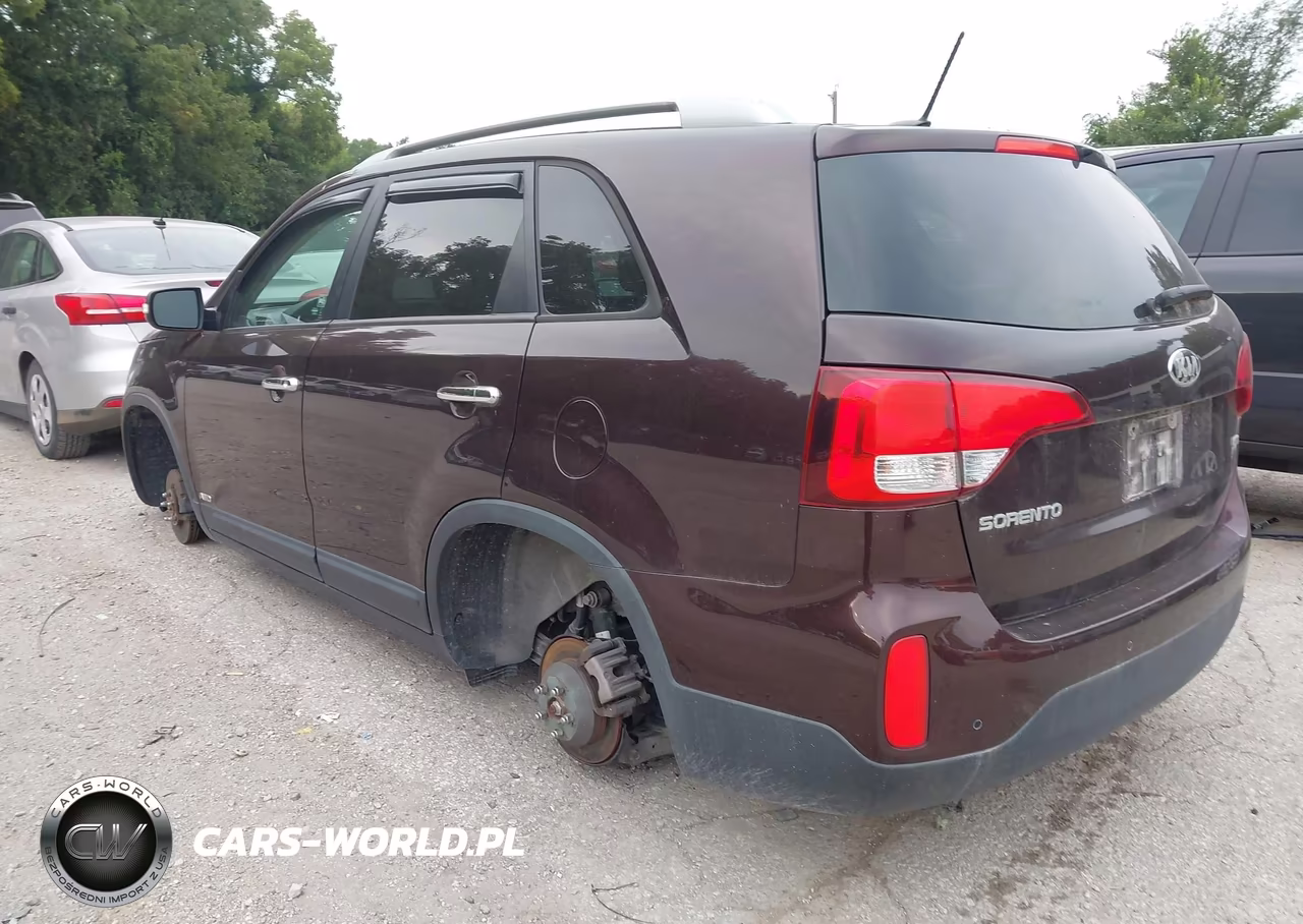 KIA SORENTO LX VIN:5XYKTCA66EG497383 - 3