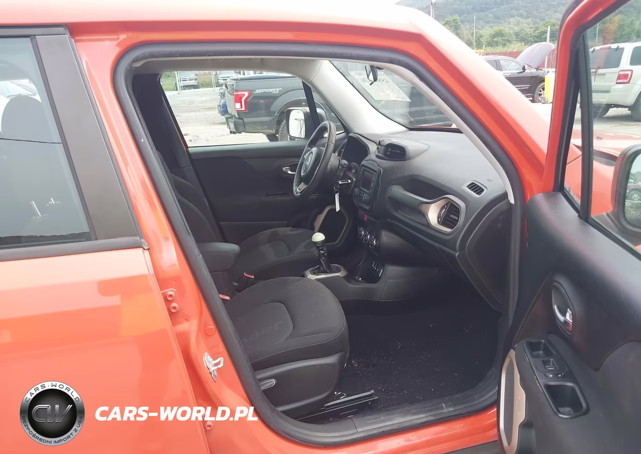 2016 Jeep Renegade Sport VIN:ZACCJAAW5GPC94146 - 5