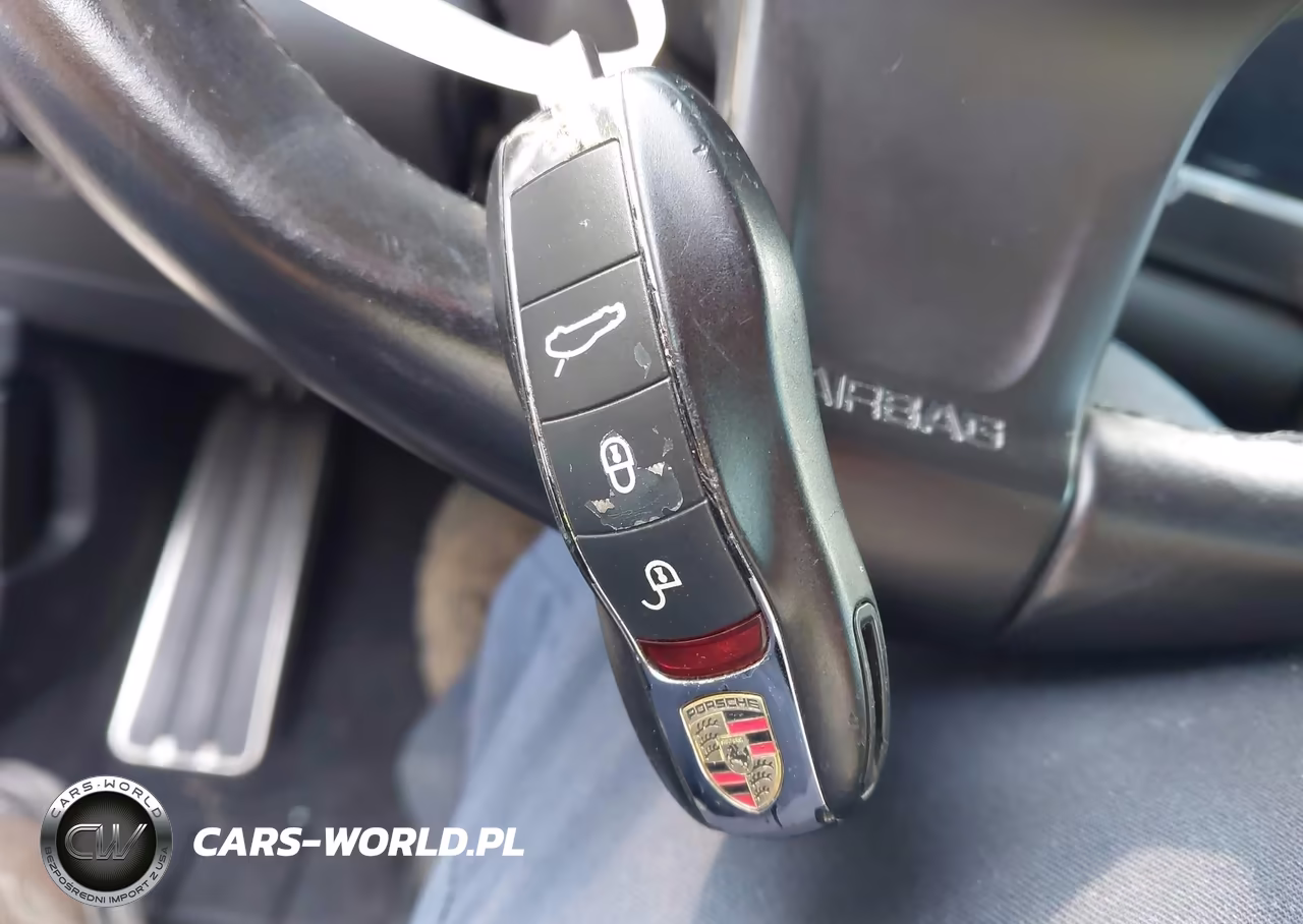 2016 Porsche Panamera 4 VIN:WP0AA2A74GL000312 - 11
