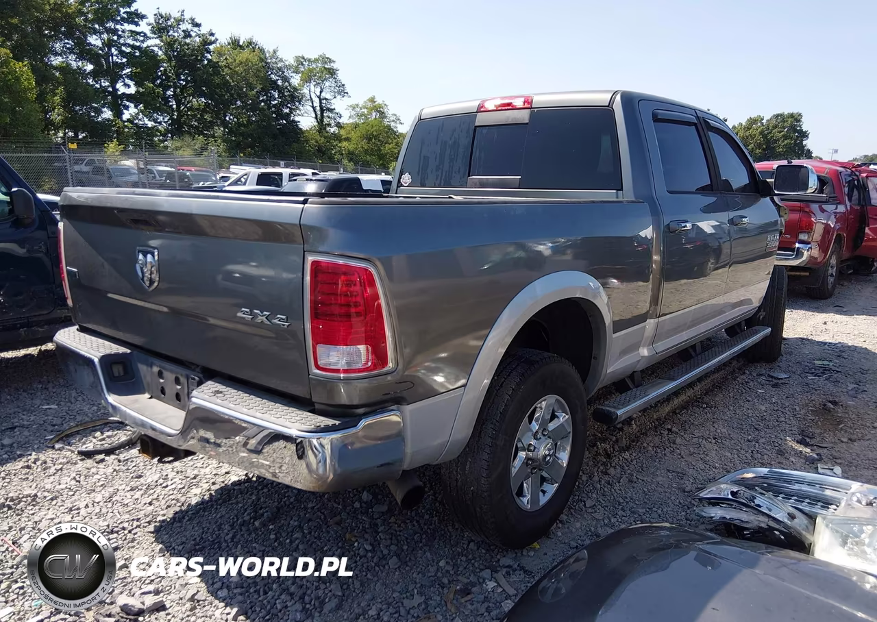 2013 Ram 3500 Laramie VIN:3C63R3EL1DG578589 - 4
