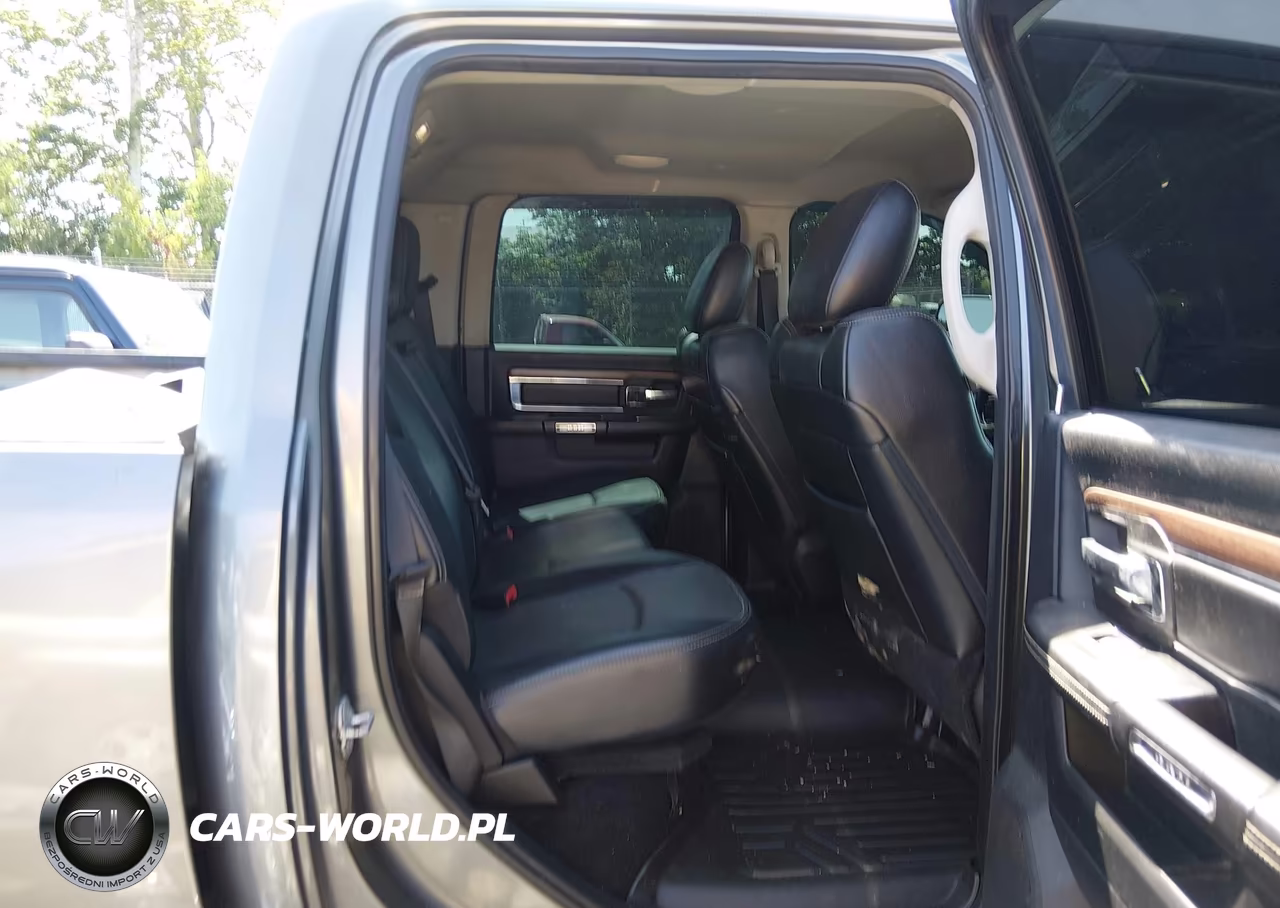 2013 Ram 3500 Laramie VIN:3C63R3EL1DG578589 - 6