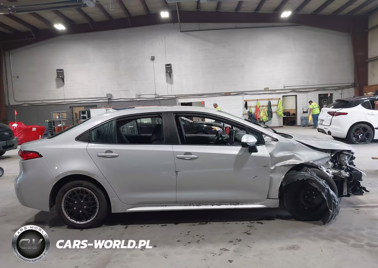 2021 Toyota Corolla Le VIN:5YFEPMAE0MP192776 - 13