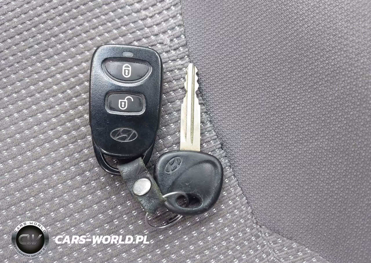 2007 Hyundai Tucson Gls VIN:KM8JM12B17U646689 - 11