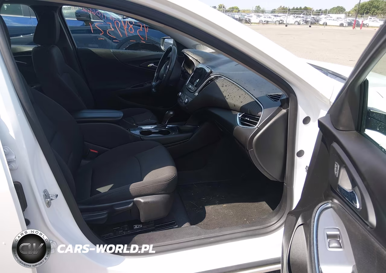 2018 Chevrolet Malibu Lt VIN:1G1ZD5ST0JF278730 - 5
